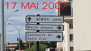 REPORTAGES 2007 NIMES 17 MAI 2007 UN MOMENT DE DETENTE DE LA JUBD FAMILIA ORANAISE DE LA MARINE